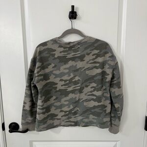 Women’s Camouflage Universal Threads Sweatshirt